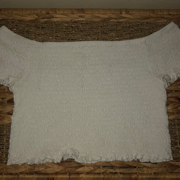 White crop top - Picture 3 of 5